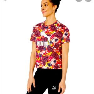 PUMA
Women's Red Flourish Tee Size L last 1